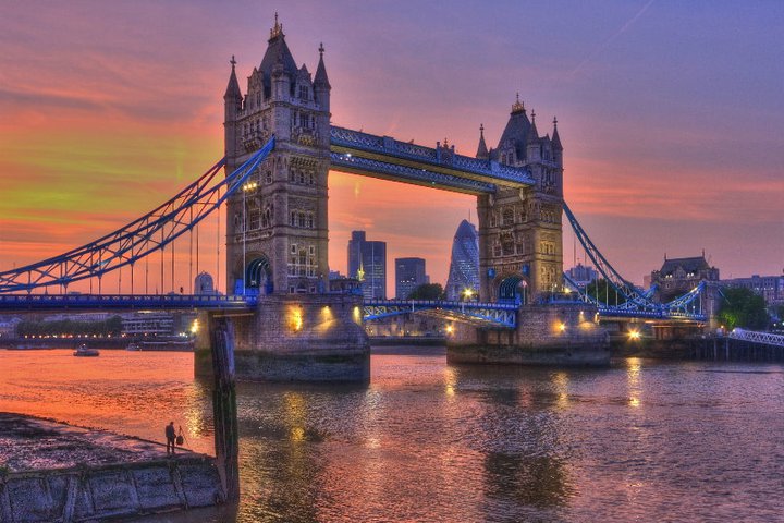 Cacciatore di luce (Tower bridge).jpg